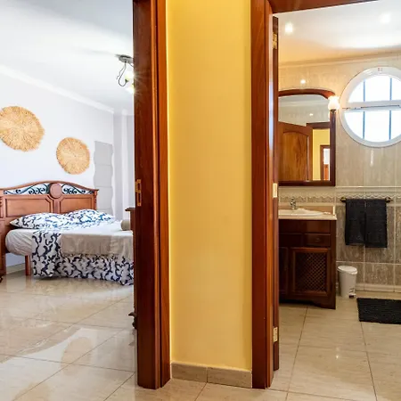 Mirador Del Atlantico With Heated Pool Villa Puerto de Santiago