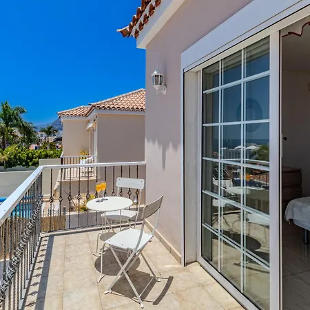 Villa Mirador Del Atlantico With Heated Pool
