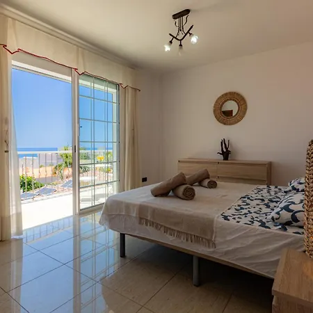 Mirador Del Atlantico With Heated Pool Villa Puerto de Santiago