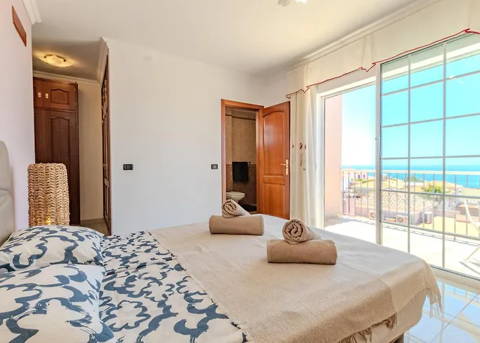 Mirador Del Atlantico With Heated Pool * Puerto de Santiago (Tenerife)
